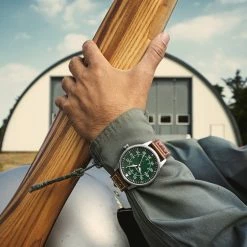 Fawler Apollo | Montre Aviateur en acier inoxydable vert et argenté -MONTRES Soldes jwm apollo drop38 frank christensen 26126 1x1 34