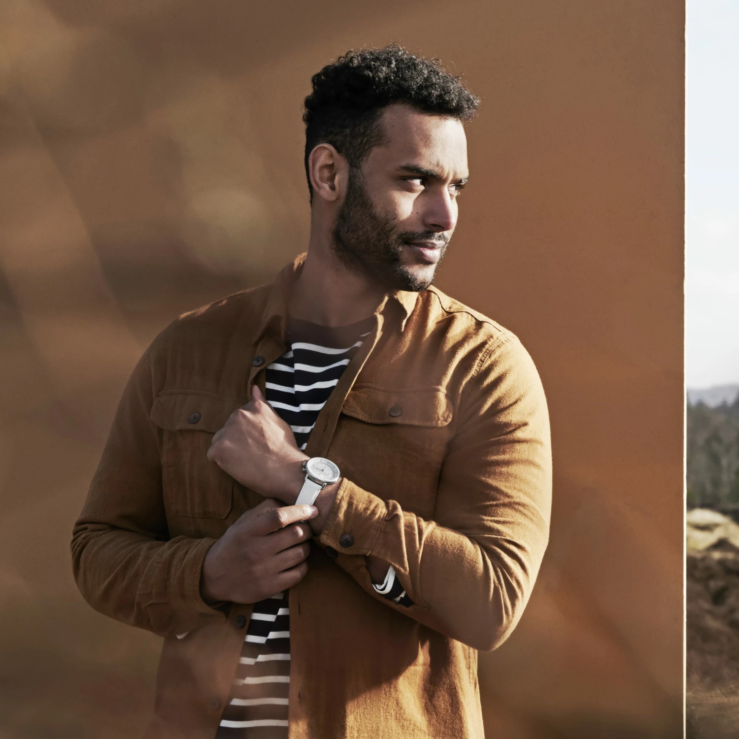 Sidegren Solis | Montre chronographe blanche à énergie solaire 5 Sidegren Solis | Montre chronographe blanche à énergie solaire – Image 3