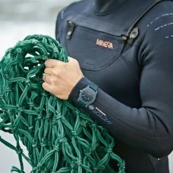 Waykins Recapture | Montre bleue en matériaux recyclés -MONTRES Soldes wa rst recapture recycled watch omhu 25268 1x1novaverzijaplav1