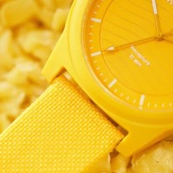 Waykins Recapture | Montre jaune en matériaux recyclés -MONTRES Soldes wa rst recapture recycled watch omhu novaverzija